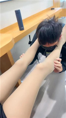 图片[17]_【爱丽丝】双S-踩踏/黑丝美腿恋足舔/舔腋下_HD绳艺资源