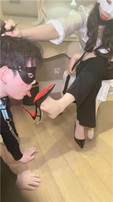 图片[18]_【妆主大大】绿帽老公伺候妻主就寝_HD绳艺资源