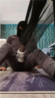 图片[15]_【皮皮】跑骚的代价-高跟长腿踩踏_HD绳艺资源