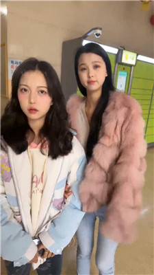 【樱木花道】停车场开发双素人女神_HD绳艺资源