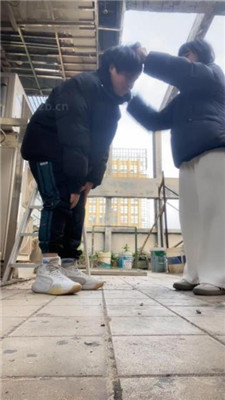 图片[11]_【素人挖掘机】真实-户外开发女学生踩踏/骑马_HD绳艺资源