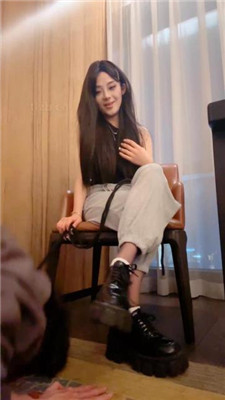 图片[4]_【不知名美女】车模S-皮鞋白袜黑丝气味控制_HD绳艺资源