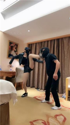 图片[11]_【美娜格格】生气暴打暴踹犯错家奴【完整版】_HD绳艺资源