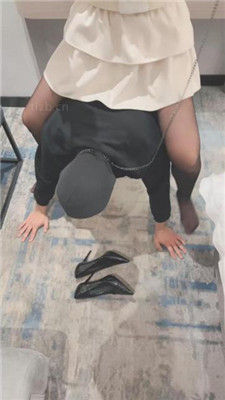 图片[11]_【赵奈奈】品尝原味黑丝高跟/骑马狗爬/臭脚捂脸【完整版】_HD绳艺资源