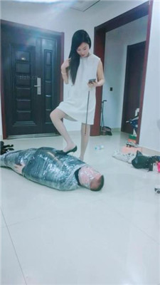 图片[4]_【千寻大大】高跟踩虐木乃伊地毯狗【完整版】_HD绳艺资源