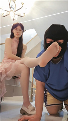 图片[9]_【嘉妮】皮鞋踩狗爪狗头/艺术闻鞋闻jio/骑脖踩踏_HD绳艺资源