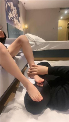 图片[11]_【甜野大王】学生萝莉S-裸足臭脚玩弄老师【下】_HD绳艺资源