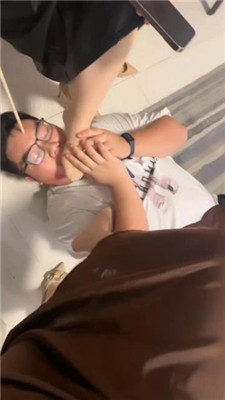 图片[4]_【江江】双S-闻舔臭脚丫/踩踏/提档转胯_HD绳艺资源