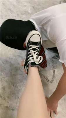 图片[3]_【小软】变装奴-跪舔高帮帆布鞋/清理多双鞋子/吐口水舔船袜_HD绳艺资源