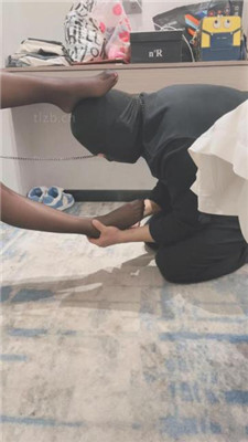 图片[14]_【赵奈奈】品尝原味黑丝高跟/骑马狗爬/臭脚捂脸【完整版】_HD绳艺资源