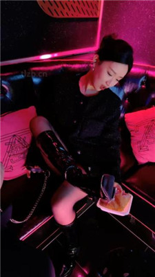 图片[7]_【潘妮绳艺导师】KTV-开发送酒服务生做狗_HD绳艺资源