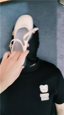 图片[9]_【冰薇】跪舔皮鞋白丝/坐脸窒息踩踏_HD绳艺资源