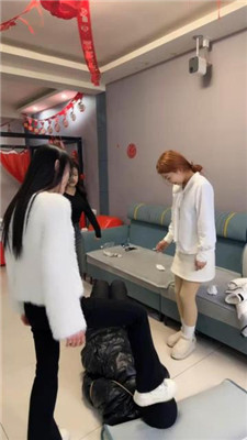 图片[16]_【精神小妹】校园高难度挑战-素人4S学生-高难度挑战踢踹【上】_HD绳艺资源