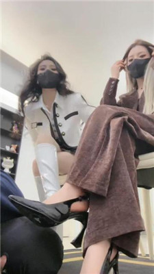 图片[20]_【萱萱】双S-揪耳朵/抽耳光/高跟-长靴踩/转胯/打手【双视角版】_HD绳艺资源