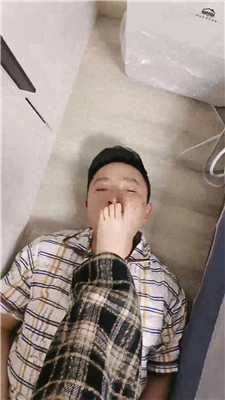 图片[19]_【青岛大混子】睡前白袜脚恋足舔【完整版】_HD绳艺资源