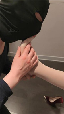 图片[15]_【赵奈奈】品尝主人红高跟肉丝jio/骑马/踩踏喂食_HD绳艺资源