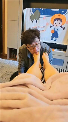 图片[3]_【霸道姐】近距离裸足品尝_HD绳艺资源