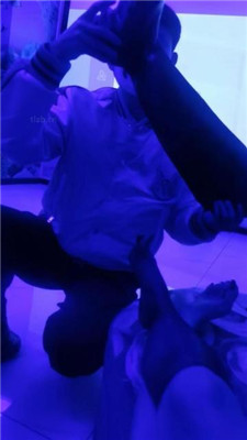 图片[9]_【皮皮】开发相亲对象闻黑丝臭脚_HD绳艺资源