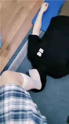 图片[11]_【冰薇】跪舔皮鞋白丝/坐脸窒息踩踏_HD绳艺资源