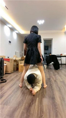 图片[16]_【七七S】姐妹花S-长靴/小白鞋白棉袜/散鞭训练/转胯【双视角版】_HD绳艺资源