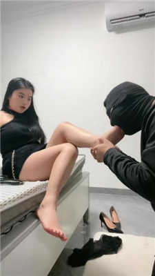 图片[34]_【伊诺】黑丝高跟/裸足美腿诱惑舔【完整版】_HD绳艺资源