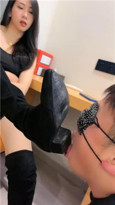 图片[3]_【爱丽丝】双S-踩踏/黑丝美腿恋足舔/舔腋下_HD绳艺资源