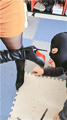 图片[5]_【豫安然】清理脏鞋底/长靴黑丝踩虐_HD绳艺资源