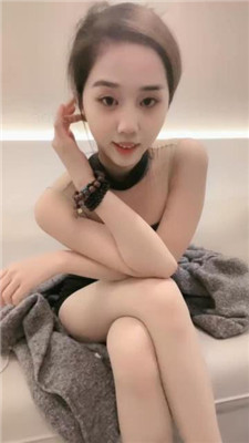 【九莲】品尝舞蹈生的肉丝脚/高跟踩狗脸_HD绳艺资源