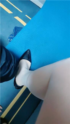 【东营天香百合】内裤套头/吃口水/跪舔高跟肉丝/喂食_HD绳艺资源