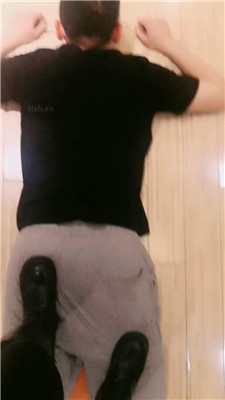 图片[3]_【甜音】长靴全体重踩踏/恋足跪舔_HD绳艺资源