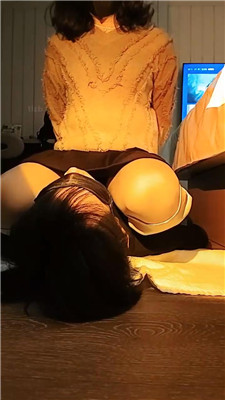 图片[7]_【米小唐】长靴踩虐/舔脏鞋发骚/喂口水_HD绳艺资源