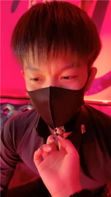 【潘妮绳艺导师】KTV-开发送酒服务生做狗_HD绳艺资源