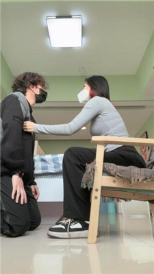 图片[3]_【朱砂痣】运动鞋棉袜裸足-男友变狗全过程_HD绳艺资源