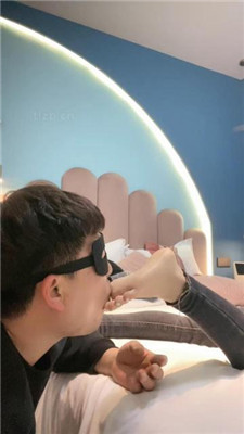 图片[7]_【魅儿】吮吸脚趾/运动鞋白袜虐/裸足深喉_HD绳艺资源