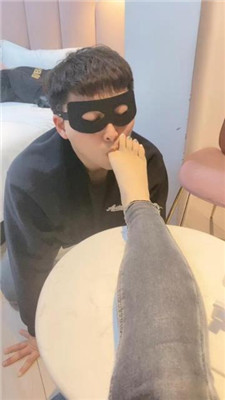 图片[4]_【魅儿】吮吸脚趾/运动鞋白袜虐/裸足深喉_HD绳艺资源