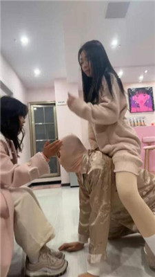 图片[24]_【樱木花道】双S-带素人玩绳艺技巧展示-清理脏鞋底/腿夹/白袜脚窒息_HD绳艺资源