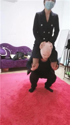 图片[7]_【凌儿】骑马转胯/高跟踩喂食/口水_HD绳艺资源