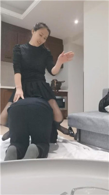 图片[15]_【左罗夫人】恶毒继母臭黑丝强迫舔_HD绳艺资源