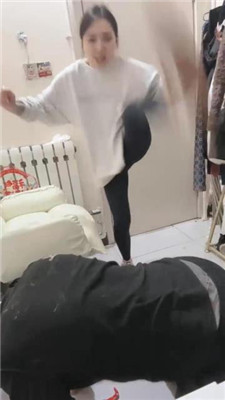 图片[5]_【小月牙】纹身女S-滴蜡/运动鞋踩虐/训练/脚喂食_HD绳艺资源