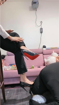 【冰诺】高跟碾压狗头/坐头/踩脖窒息_HD绳艺资源