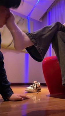 图片[7]_【supp】近距离-狗舌清理脏鞋底/闻白袜_HD绳艺资源