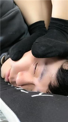 图片[8]_【稚主】黑棉袜踩虐狗地毯_HD绳艺资源