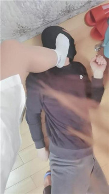 图片[3]_【游S】白袜肉丝脚踩脸窒息/袜子塞嘴踢踹/绳艺技巧掐乳_HD绳艺资源