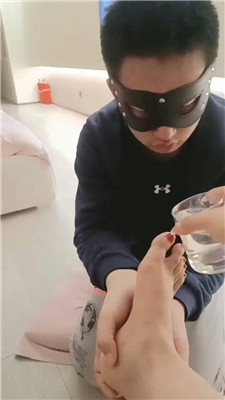 图片[9]_【莉轩】耳光/黑丝高跟踩虐_HD绳艺资源