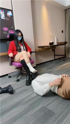 图片[9]_【瑾烟S】长靴S-给狗立规矩-碾狗头/塞嘴【双视角版】_HD绳艺资源