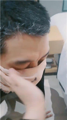 【婷s】绿帽老公高跟恋足调_HD绳艺资源