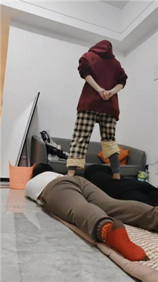 图片[6]_【樱樱】情侣主-让闺蜜下跪伺候-骑狗背/踩踏/奴下奴【四】_HD绳艺资源