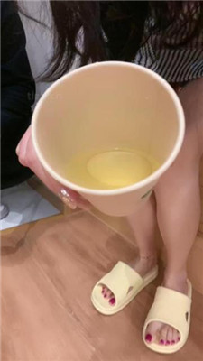 图片[13]_【扶桑圣女】驯服猥琐快递员-恋足/踩头/踩手上楼梯（二）_HD绳艺资源