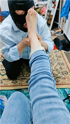 图片[12]_【西安欣】跪舔脏长靴/喂口水/臭脚捂脸/骑马_HD绳艺资源