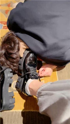 图片[6]_【不知名美女】模特S-上门只求刷鞋的贱奴_HD绳艺资源